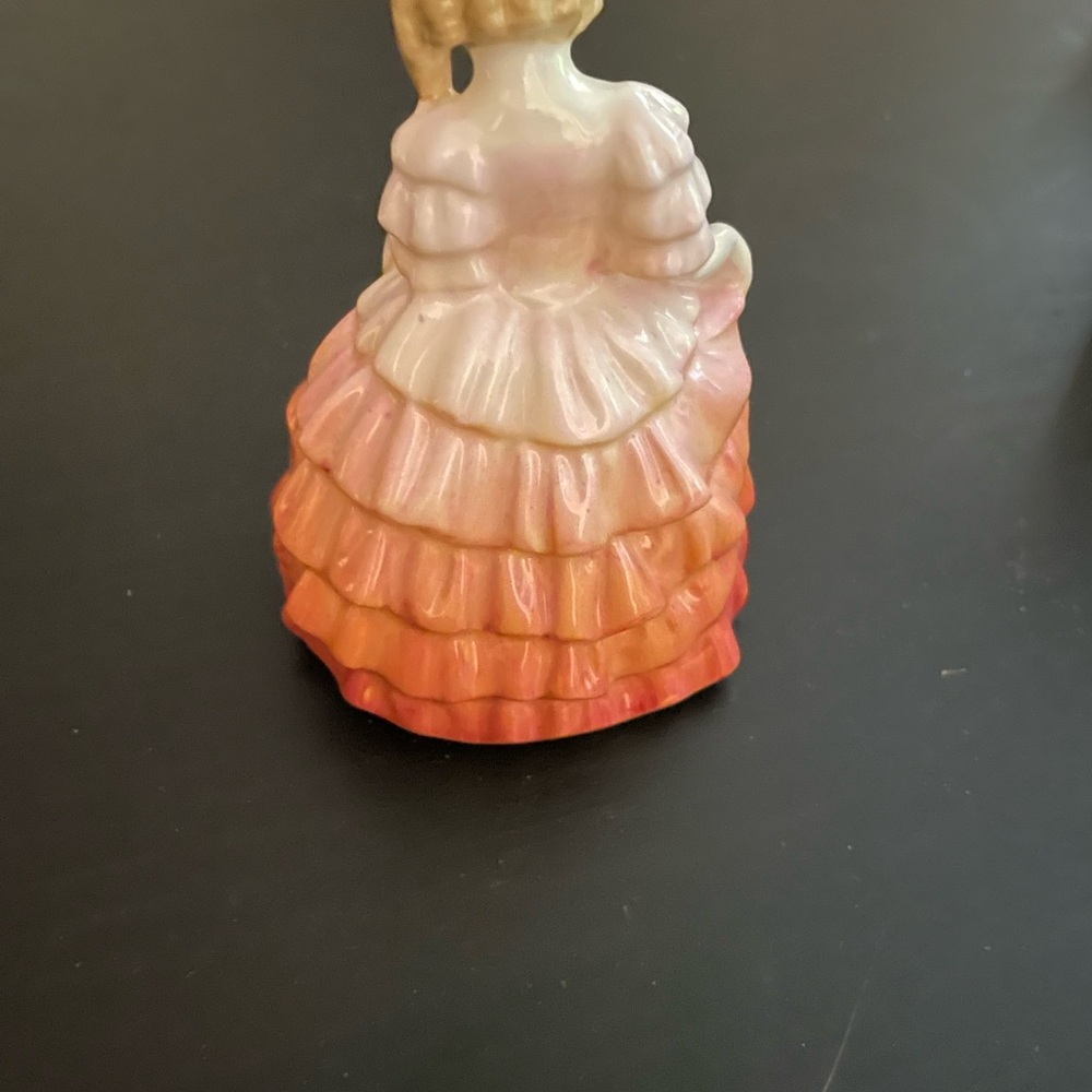 Beautiful Royal Doulton Girl Dressed for a Ball - Picture 4 of 9